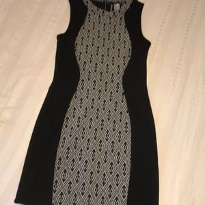 Ladies Divided Black/White Diamond Patterned Dress